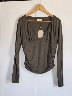 Meshki Olive Green Long Sleeve Ruched V-Neck Top